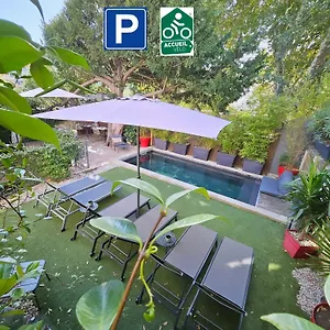 https://la-maison-grivolas.fr-provencehotel.com