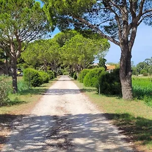 https://mas-du-grand-peloux.fr-provencehotel.com